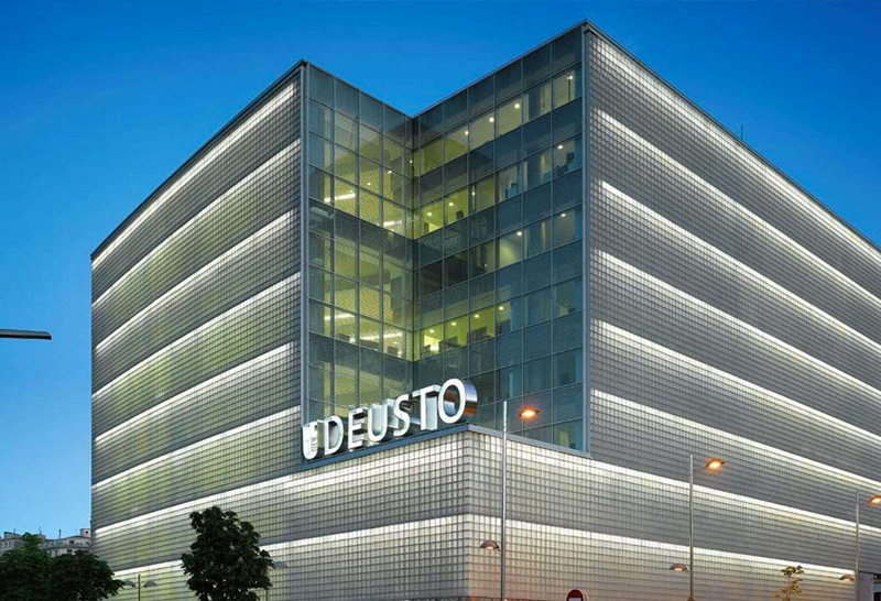 deusto-case
